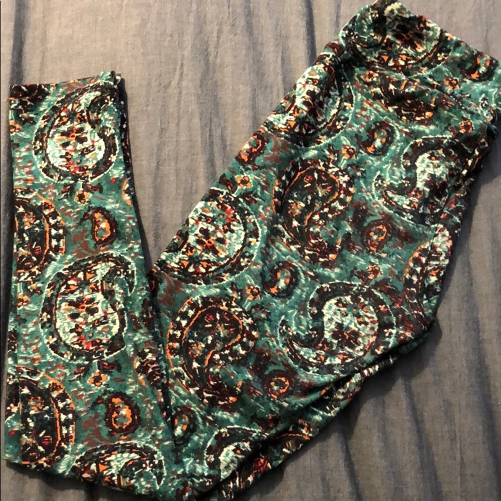 Lularoe os green paisley leggings
